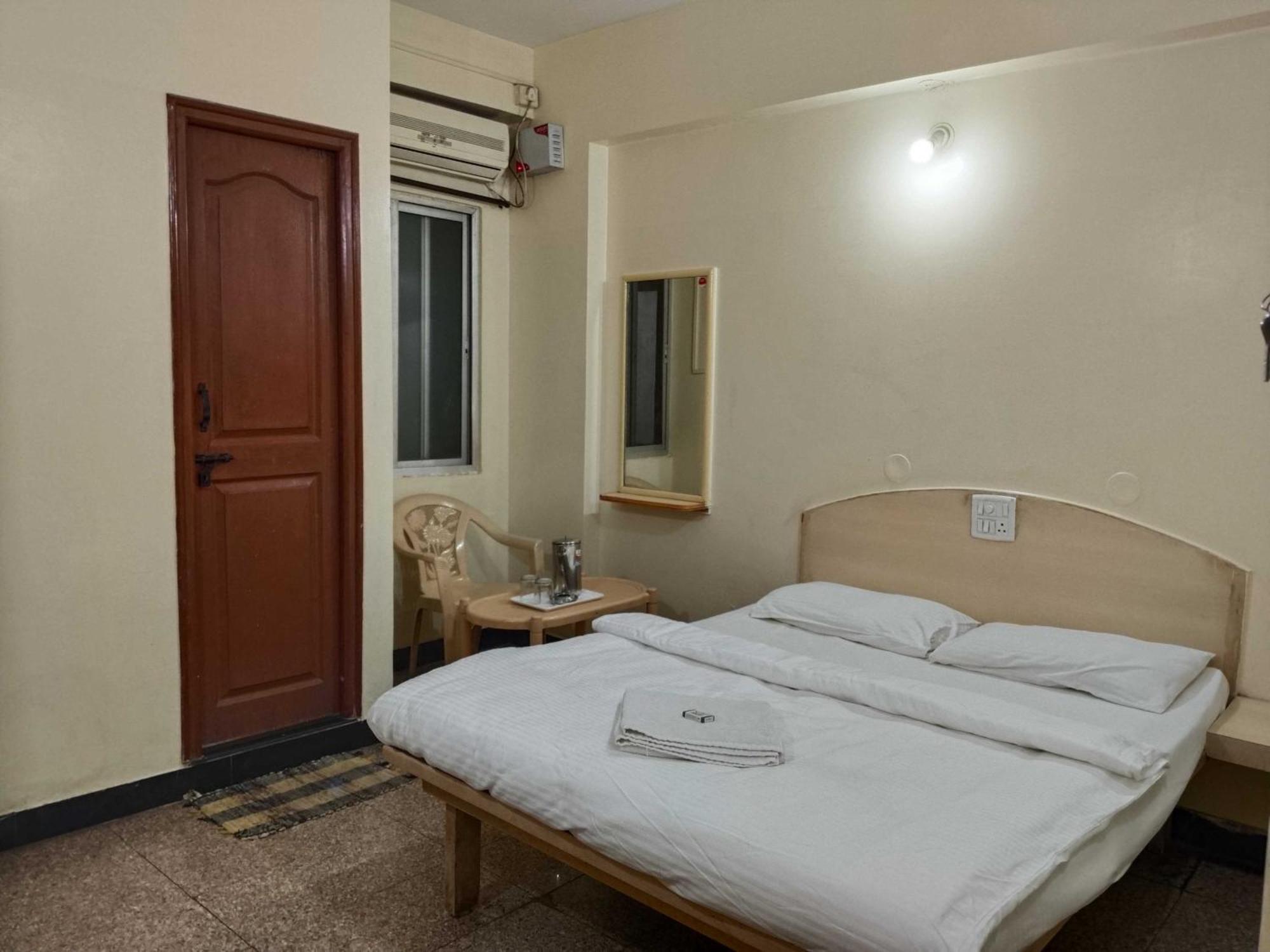 Hotel O Sri Vijaya Palace Lodging Бенґалуру Екстер'єр фото